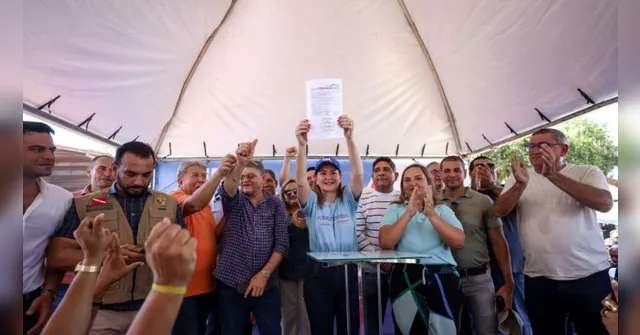 Imagem ilustrativa da notícia Governo assina ordem de serviço para asfalto em Abaetetuba
