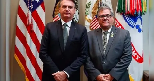 Imagem ilustrativa da notícia Funcionário fantasma? PF investiga médico de Bolsonaro 