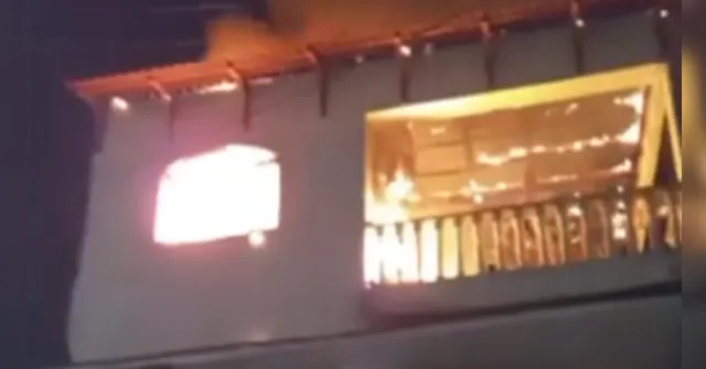 Imagem ilustrativa da notícia Jovem tem 90% do corpo queimado em incêndio residencial