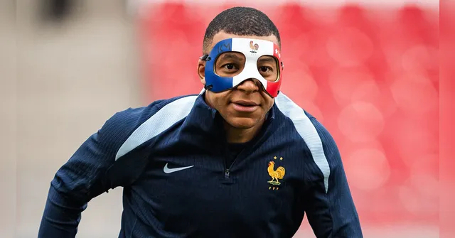 Imagem ilustrativa da notícia Mbappé treina com máscara, mas deve desfalcar a França