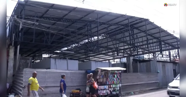 Imagem ilustrativa da notícia Trabalhadores cobram fim da reforma do mercado da Pedreira