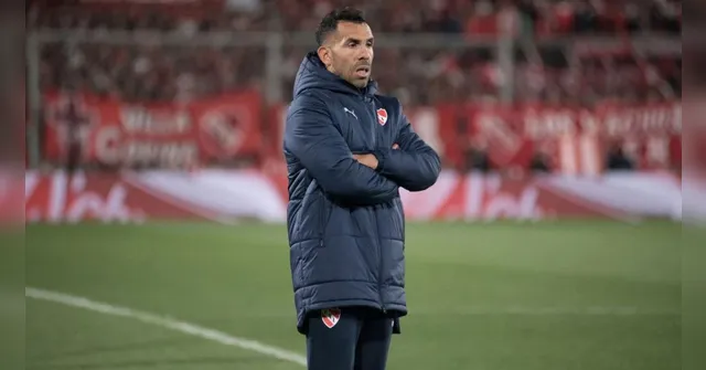Imagem ilustrativa da notícia Vasco rejeita Carlito Tévez e avalia nomes para técnico