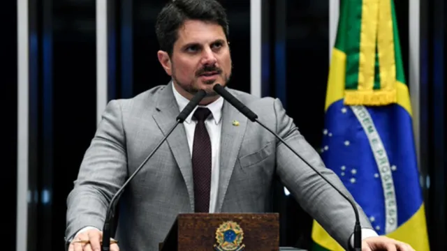 Imagem ilustrativa da notícia Marcos do Val compartilhou conversas com Bolsonaro no ‘X”