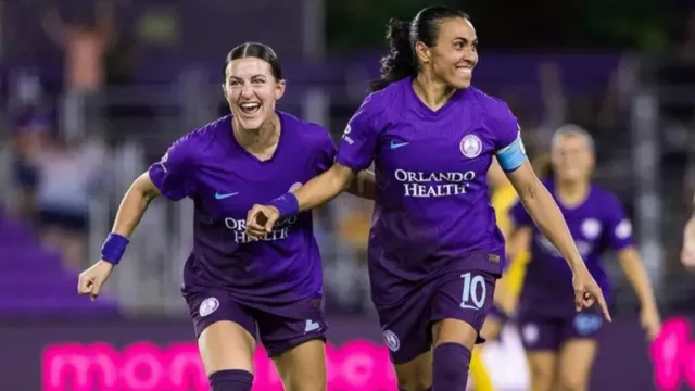 Imagem ilustrativa da notícia Marta faz dois gols em goleada do Orlando Pride