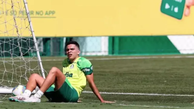 Imagem ilustrativa da notícia Palmeiras perde atacante após lesão em jogo-treino