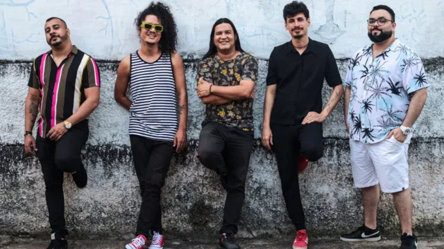 Imagem ilustrativa da notícia Banda Na Cuíra lança novo single "Fogueira" nesta sexta