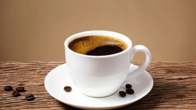 Imagem ilustrativa da notícia Saiba por que é bom evitar café logo pela manhã