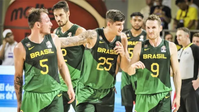 Imagem ilustrativa da notícia Basquete masculino do Brasil luta por vaga nas Olímpiadas