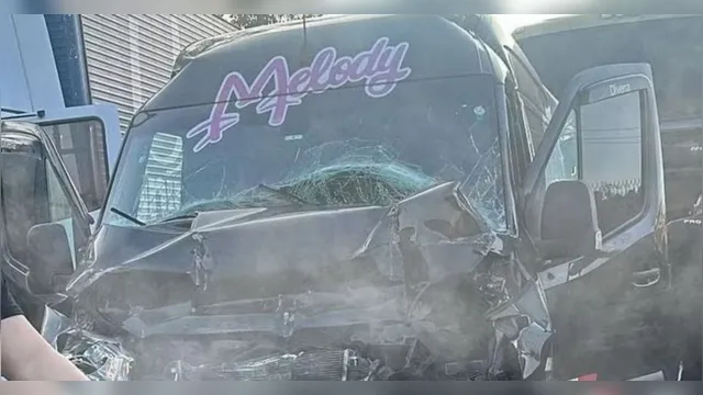 Imagem ilustrativa da notícia MC Melody sofre acidente a caminho de show no RJ