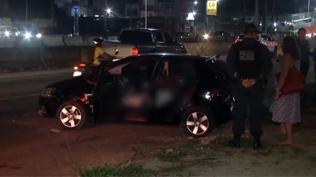 Imagem ilustrativa da notícia Vídeo: policial militar sofre mal súbito e morre dirigindo