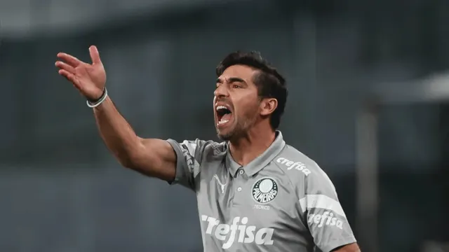 Imagem ilustrativa da notícia Palmeiras vive crise, mas Abel Ferreira segue intocável