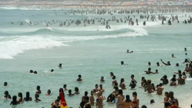 Imagem ilustrativa da notícia Governo é contra PEC de privatização das praias