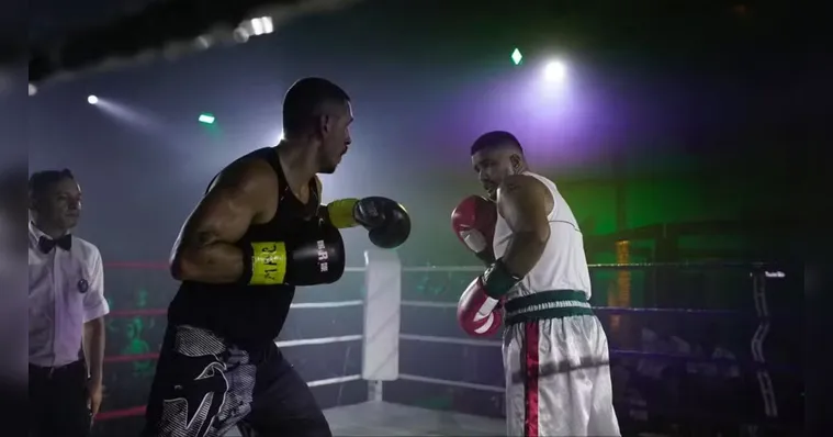 Imagem ilustrativa da notícia Ator João Vicente faz estreia no boxe; Veja o vídeo!