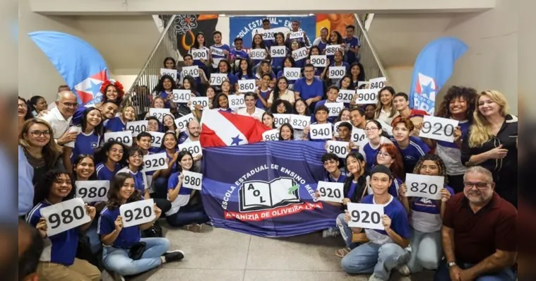 Imagem ilustrativa da notícia Bora estudar: Governo entrega cheques a 3.200 estudantes