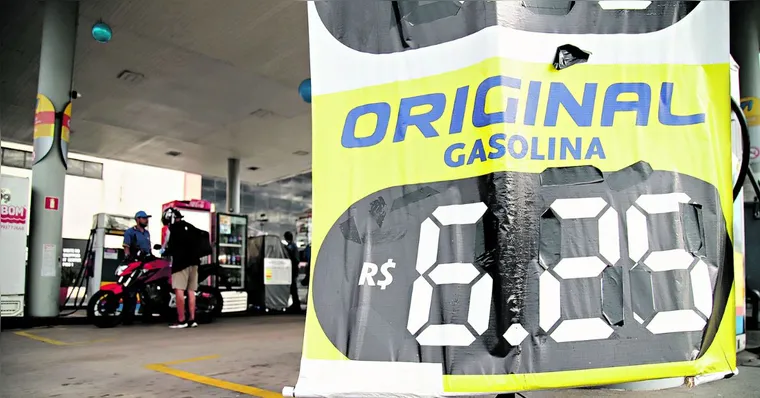 Imagem ilustrativa da notícia Impacto do aumento da gasolina em 15 postos de Belém