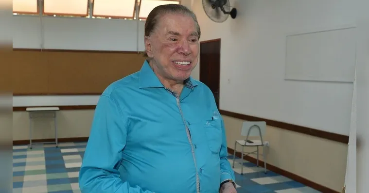 Imagem ilustrativa da notícia Silvio Santos tem alta do hospital após internação com H1N1