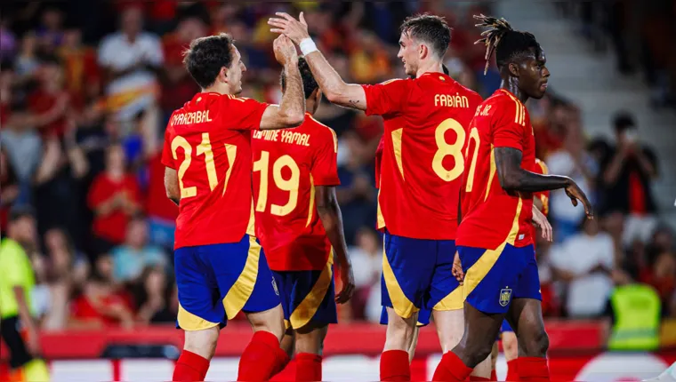 Imagem ilustrativa da notícia Espanha goleia Irlanda do Norte em amistoso antes da Euro