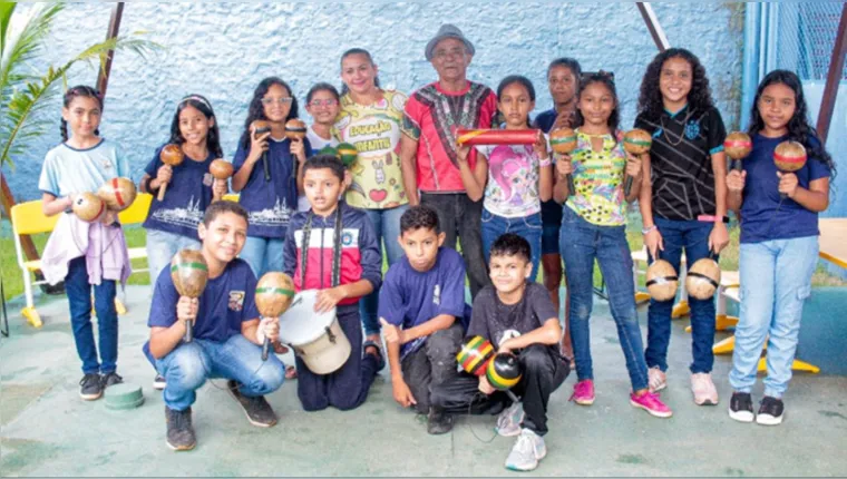 Imagem ilustrativa da notícia Projeto leva oficinas de carimbó para escola pública
