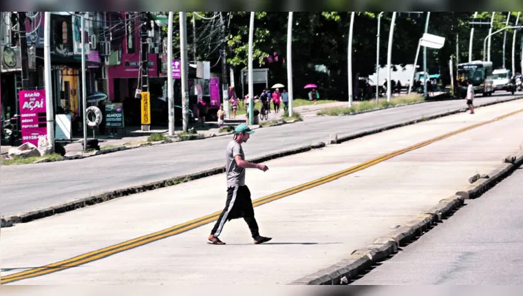 Imagem ilustrativa da notícia Sem fiscalização, BRT vira risco de morte