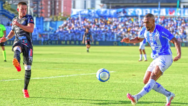 Imagem ilustrativa da notícia Paysandu sofre gol no fim e tem empate amargo com o Operário