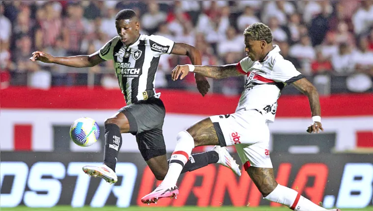 Imagem ilustrativa da notícia Botafogo empata com o São Paulo, mas segue líder da Série A