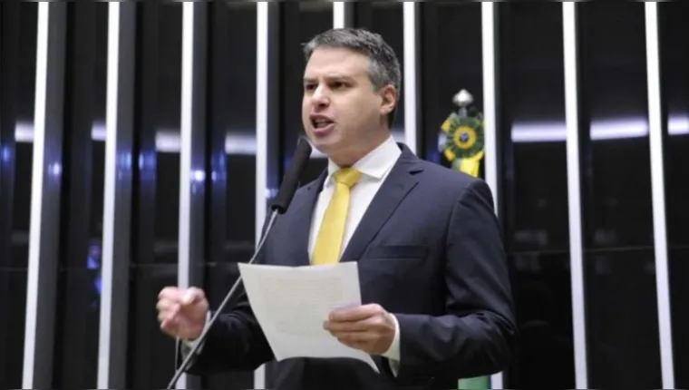 Imagem ilustrativa da notícia Morre aos 44 anos o ex-deputado Arthur Bisneto