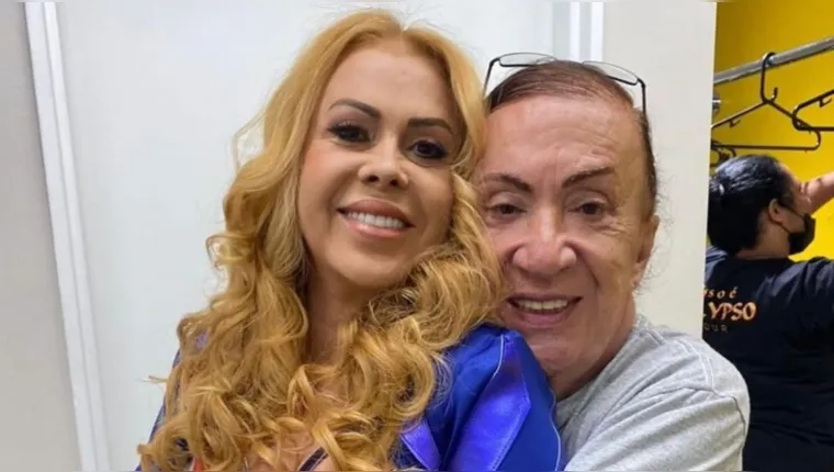 Imagem ilustrativa da notícia Joelma lamenta morte de maquiador com quem trabalhava