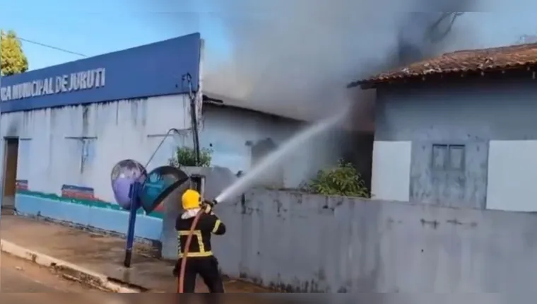 Imagem ilustrativa da notícia Incêndio destrói prédio da Prefeitura de Juruti, no Pará