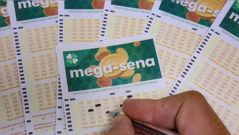 Imagem ilustrativa da notícia Mega-Sena acumula e prêmio vai a R$ 16 milhões