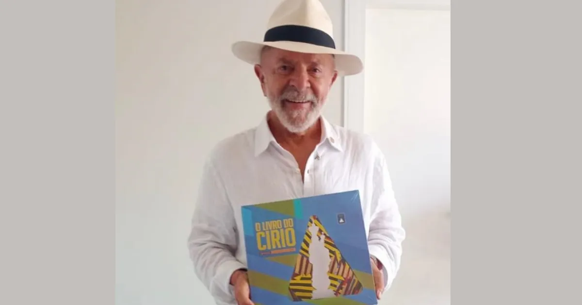 Lula também ajudou na divulgação e distribuição do Livro do Círio Oficial.