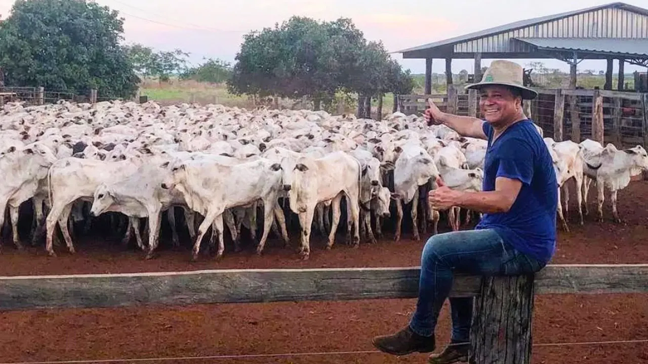 O cantor sertanejo Leonardo pagou R$ 225 mil em indenizações aos seis trabalhadores resgatados em condição análoga à escravidão em sua fazenda localizada em Jussara, Goiás