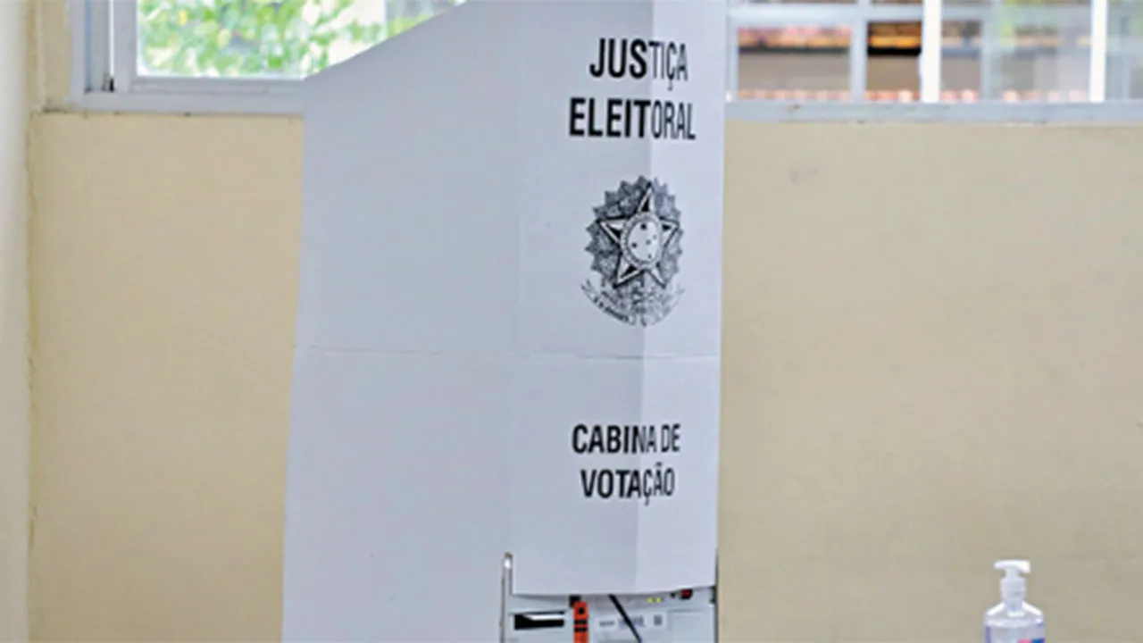 Eleições estão marcadas para 6 de outubro, com eventual segundo turno em 27 de outubro em municípios com mais de 200 mil eleitore