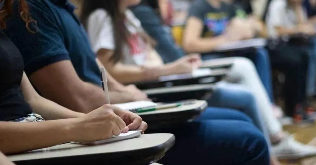 O resultado das provas objetivas e discursivas será divulgado nesta terça-feira (08). Apenas o bloco 4 tem o resultado suspenso.