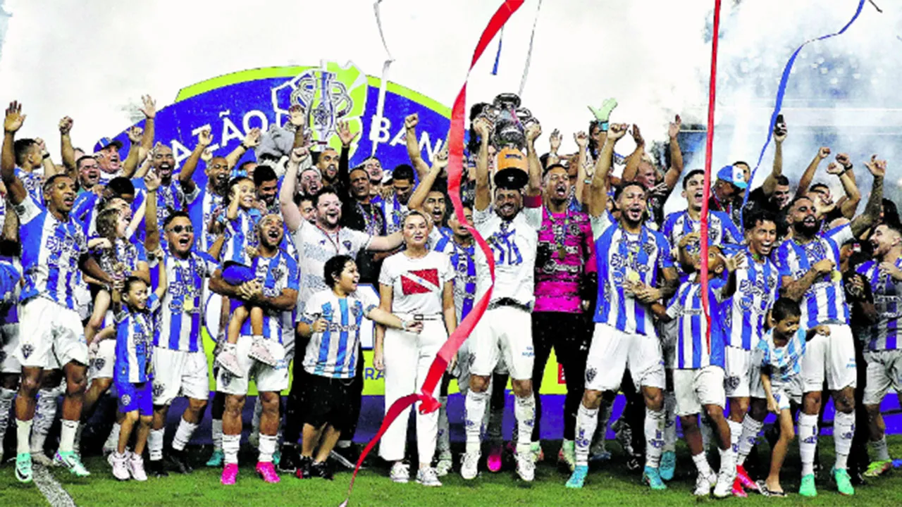 O Paysandu faturou o seu 50° título do Campeonato Paraense ao empatar o clássico Re-Pa