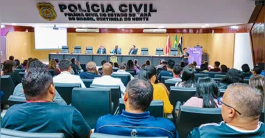 A aula, aberta ao público, trouxe como tema 'Eles com Elas pela valorização da vida', retratando, também, a importância da saúde mental em alusão ao Setembro Amarelo.