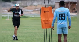 Márcio Fernandes trabalha em um novo ambiente no elenco do Paysandu