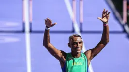 Brasileiro tem chance de medalha na final dos 400m com barreira