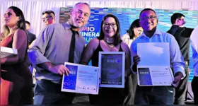 Emerson Coe, Andressa Ferreira e Kleberson Santos foram premiados pelo Simineral em 2022.