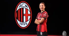 Nadia Nadim sofreu um corte na perna