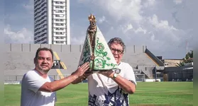 Santinha esteve no Baenão para dar uma bênção ao Remo, que decide o acesso para a Série B, neste domingo (29)