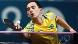 Hugo Calderano voltou a ser derrotado pelo francês Felix Lebrun, seu algoz no individual, e Brasil caiu na quartas de final do torneio por equipes masculinas.