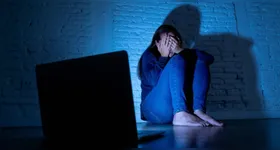 Cyberbullying pode acontecer a qualquer momento e em qualquer lugar e tem como vítimas principais crianças e adolescentes