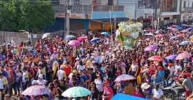 cerca de 14 mil pessoas seguiram a procissão em homenagem a Nossa Senhora de Nazaré.