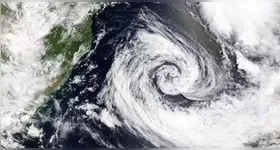 Ciclone extratropical se forma no Sul do Brasil, trazendo instabilidade climática. Confira as previsões e impactos esperados para a região.