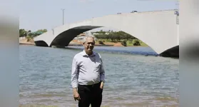 Ex-ministro dos Direitos Humanos, Nilmário Miranda, durante ato na Ponte que se chamava Costa e Silva e passou a se chamar Honestino Guimarães na semana de luta pela Democracia (2023).