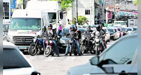 Em Belém, as motocicletas são usadas para locomoção, mas principalmente para garantir o sustento no dia a dia.