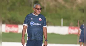 Hélio dos Anjos já foi técnico do Náutico em diversas oportunidades.