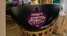 Os organizadores informam que cerca de 40 mil produtores dependem da cultura do açaí em Acará, um dos maiores municípios próximos à capital Belém.