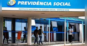 O processo está sendo facilitado pelo uso do sistema Atestmed, que automatiza a concessão de benefícios por incapacidade temporária, como o auxílio-doença.