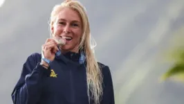 A brasileira Tatiana Weston-Webb ficou com a medalha de prata do torneio feminino de surfe dos Jogos Olímpicos de Paris.